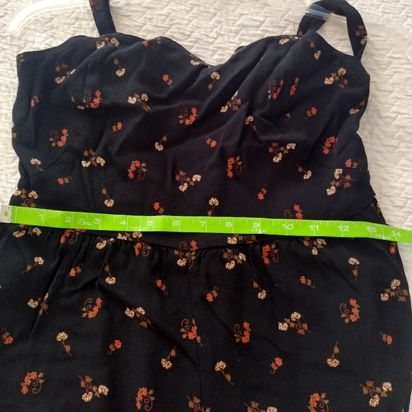 Madewell Smocked Crop Jumpsuit in Flower Toss Sz 4 - Picture 11 of 12